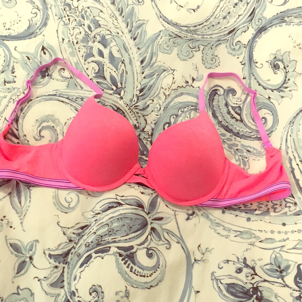 Victoria’s Secret “perfect shape” bra